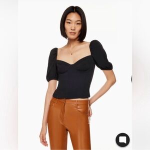 Aritzia Wilfred Novella short sleeve blouse